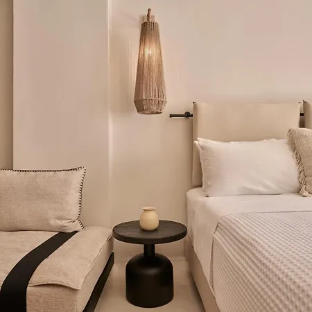 Utopia Hotel 3*