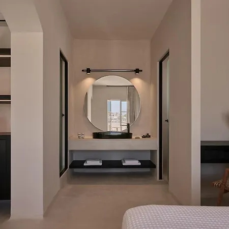 Utopia 3* Koufonisia