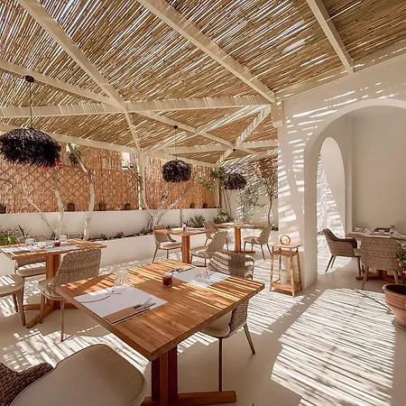 Utopia 3* Koufonisia