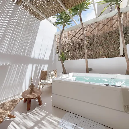Utopia Hotel