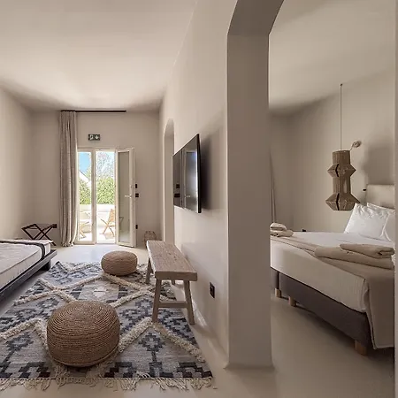 Utopia Hotel